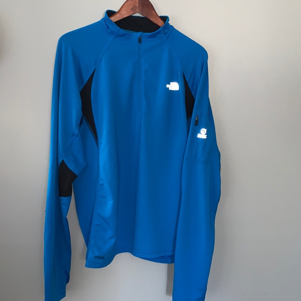 The North Face Flight Series “Men’s” Large pullover quarter zip
